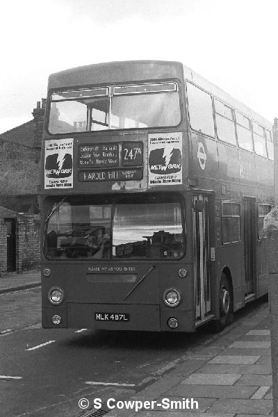 BW12,17,DMS0487,247A,Harold Hill Gooshays Drive,Ilford Stn,021977.JPG