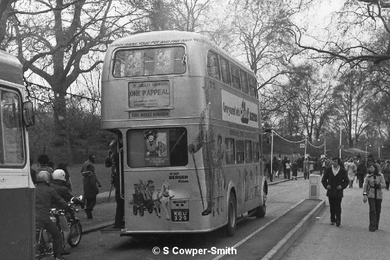 BW12,29,RT2300,,,Battersea Park,10041977.JPG