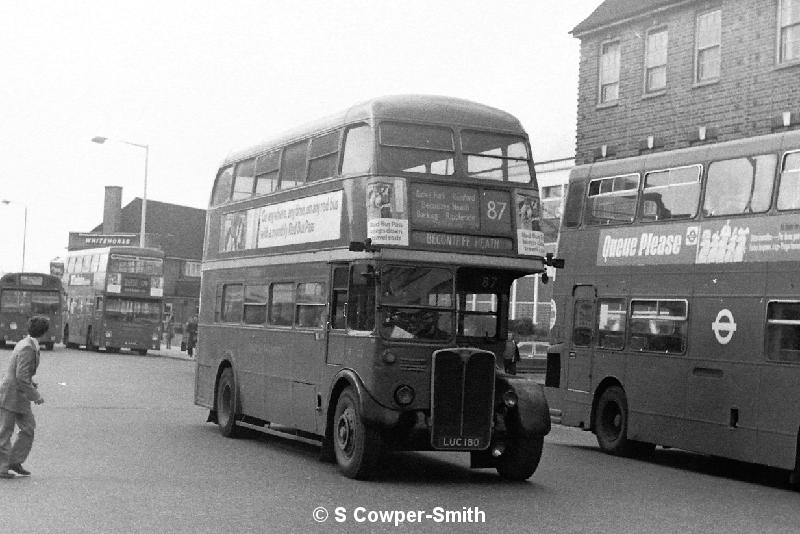 BW16,05,RT4021,87,Becontree Heath,Barking,041977.JPG