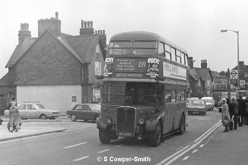 BW18,02,RT0449,229. WOOLWICH POWIS STREET, SIDCUP BUS GARAGE,20051977.JPG