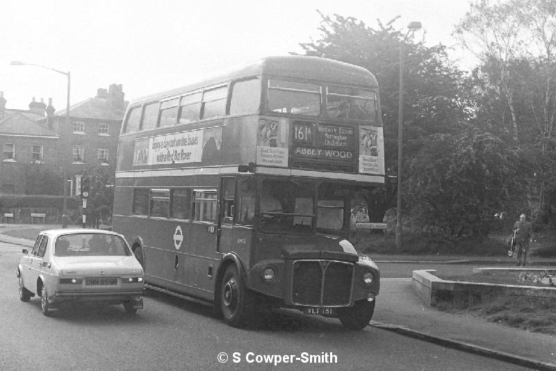 BW18,07,RM0151,161A. ABBEY WOOD, CHISLEHURST WAR MEMORIAL,20051977.JPG