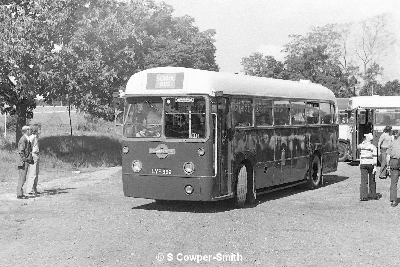 BW19,19,RF041,,,HILLINGDON BUS GATHERING,071977.JPG