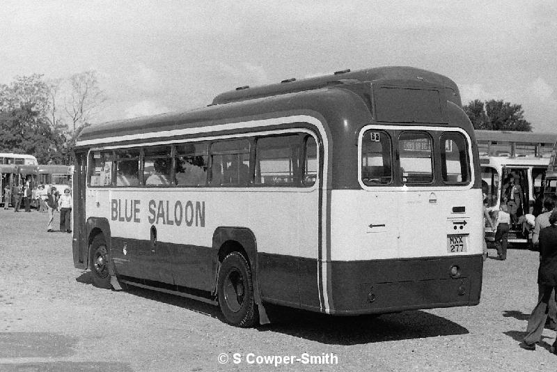 BW19,20,RF389,,,HILLINGDON BUS GATHERING,071977.JPG