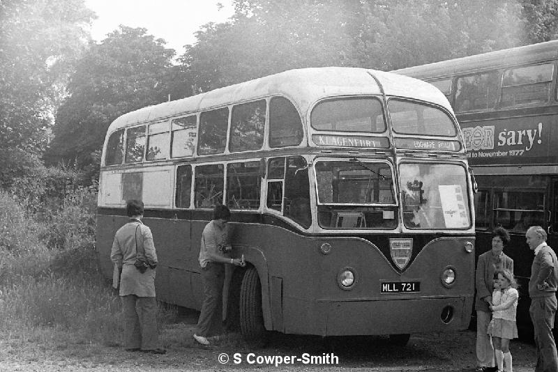 BW19,24,MLL721,,,HILLINGDON BUS GATHERING,071977.JPG