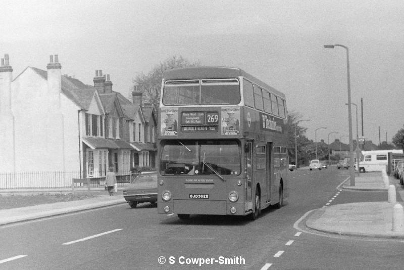 BW20,01,DMS2362,269,BEXLEYHEATH MARKET PLACE,BEXLEYHEATH BUS GARAGE,JUNE 1977.JPG