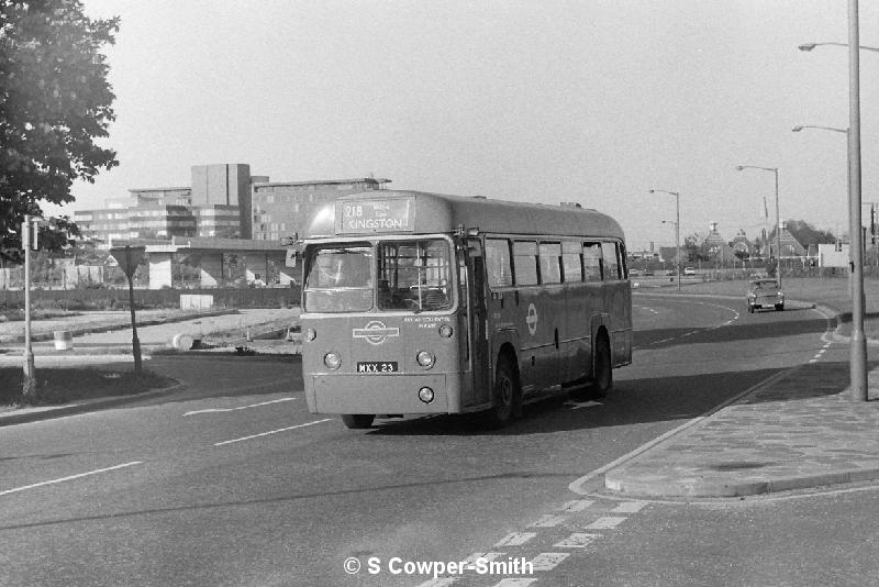 BW20,14,RF381,218,KINGSTON,STAINES,JUNE 1977.JPG