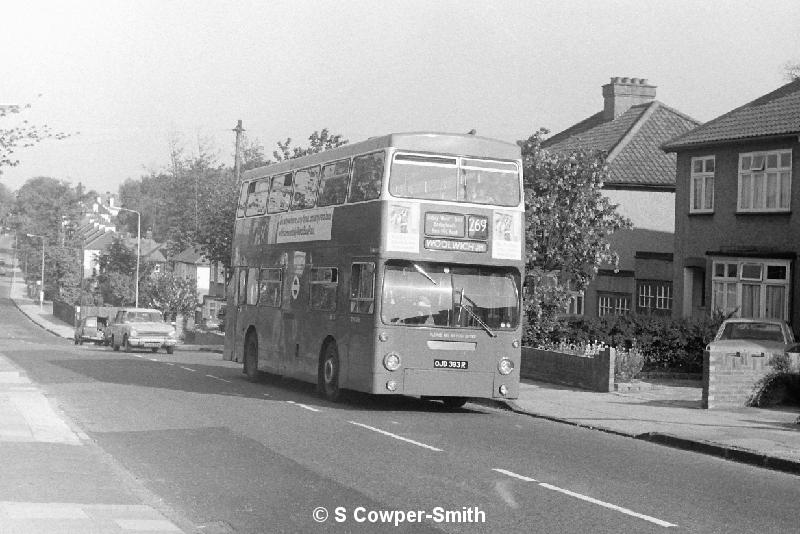 BW20,19,DMS2393,269,WOOLWICH HARE STREET,BRIDGEN RD,JUNE 1977.JPG