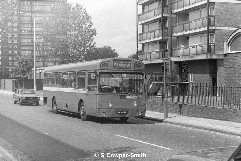 BW20,30,SMS691,P1,NEW CROSS BERMONDSEY LOOP,ROTHERHITHE NEW RD,JUNE 1977.JPG