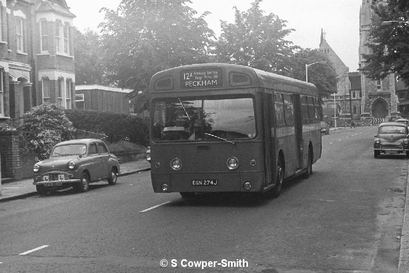 BW20,34,SMS274,12A,PECKHAM,BARRY RD,JUNE 1977.JPG