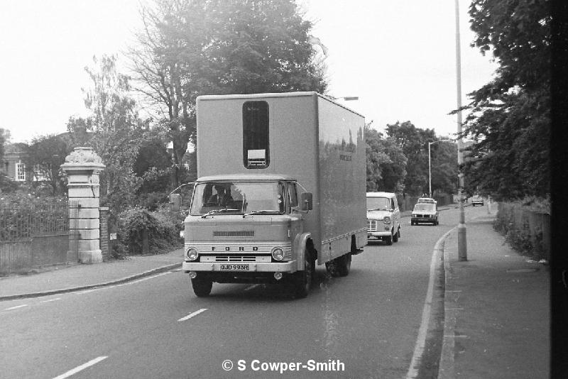 BW20,37,1993F,,Ford D1010 5-ton Uniform Issue Box Truck,DULWICH COMMON,JUNE 1977.JPG