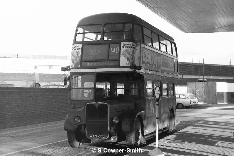 BW22,04,RT0848,140,MILL HILL BDY STN,HEATHROW AIRPORT, DEC1977.JPG