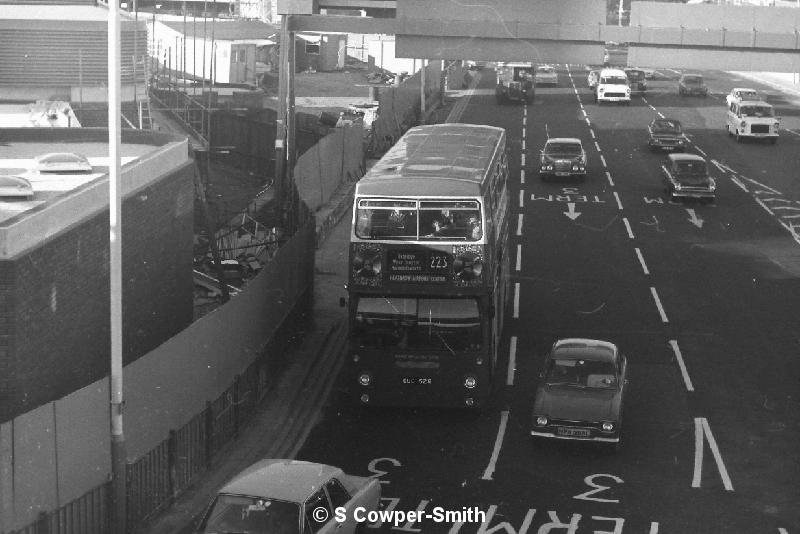 BW22,40,DMS2152,223,HEATHROW AIRPORT CENTRAL,HEATHROW,JAN 1978.JPG