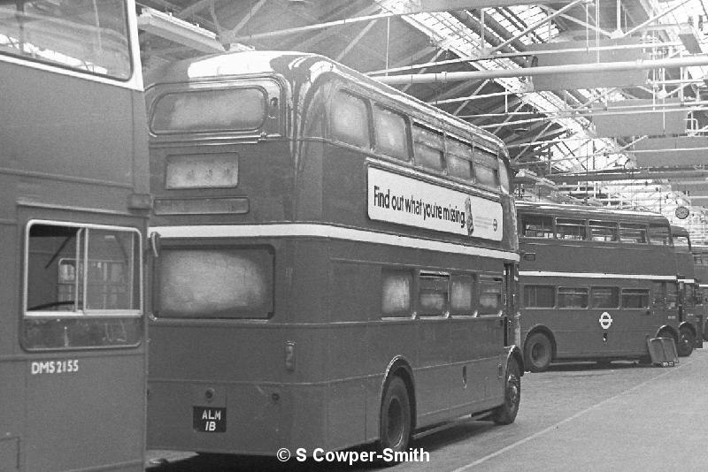 BW25,29,RM2001,,,Aldenham,Sept 1977.JPG