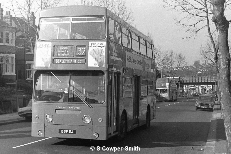 BW27,29,DMS0005,132,BEXLEYHEATH MARKET PLACE,ELTHAM WELL HALL RD,Feb-78.JPG