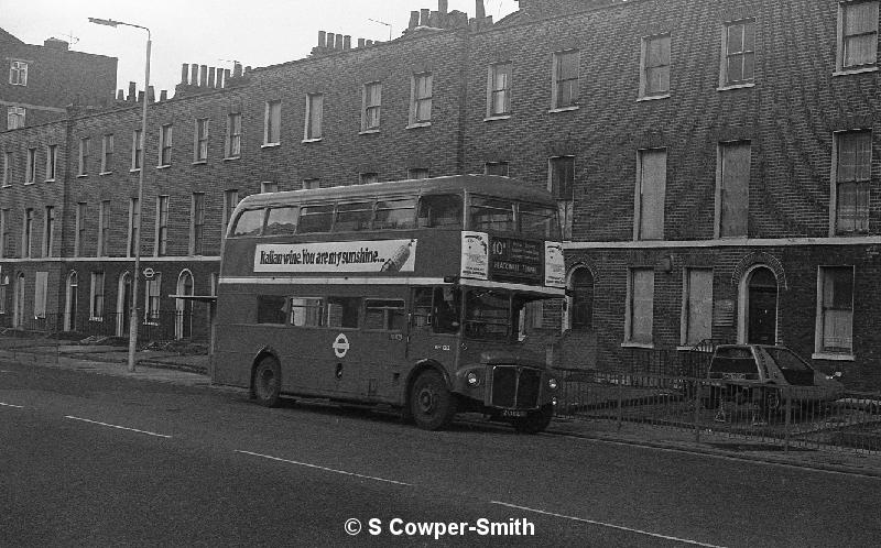 BW28,31,RM1213,40A,Blackwall Tunnel,Stepney Arbour Square,Mar 1978.jpg