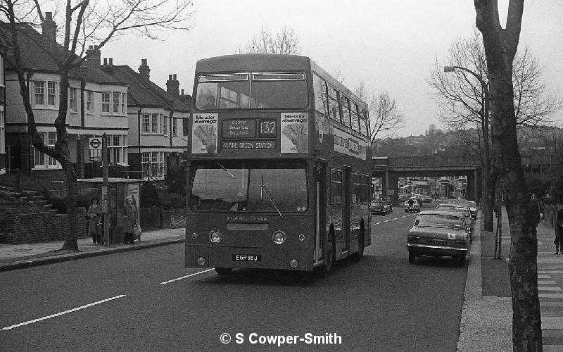 BW29,31,DMS0016,132,Slade Green Station,Well Hall Rd,031978.jpg