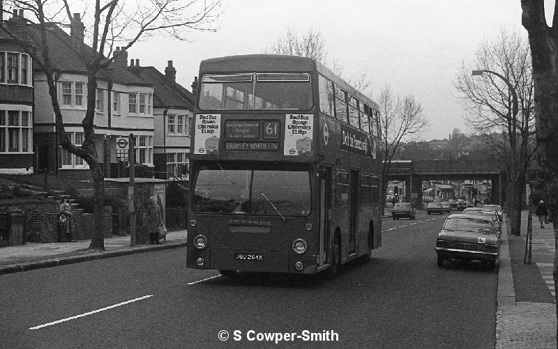 BW29,34,DMS1264,61,Bromley North Stn,Well Hall Rd,031978.jpg