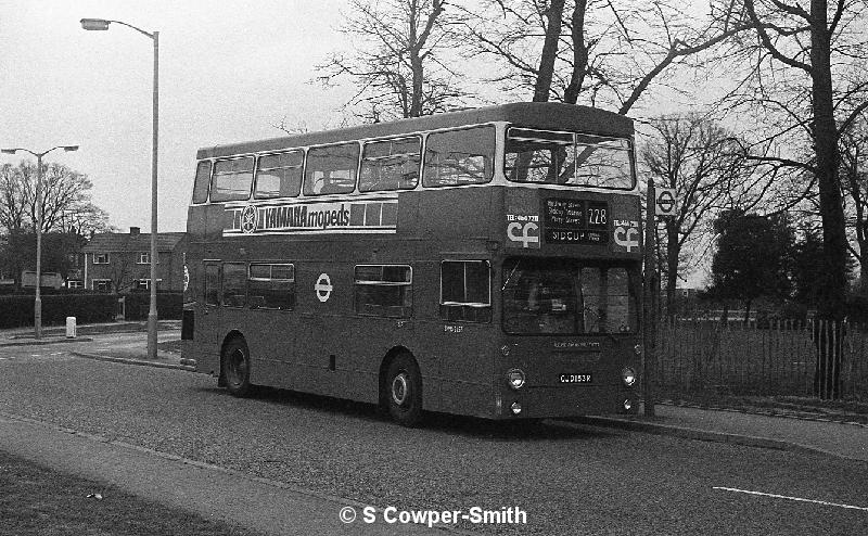 BW29,39,DMS2153,228,Sidcup Frognal Corner,Frognal Cnr,031976.jpg