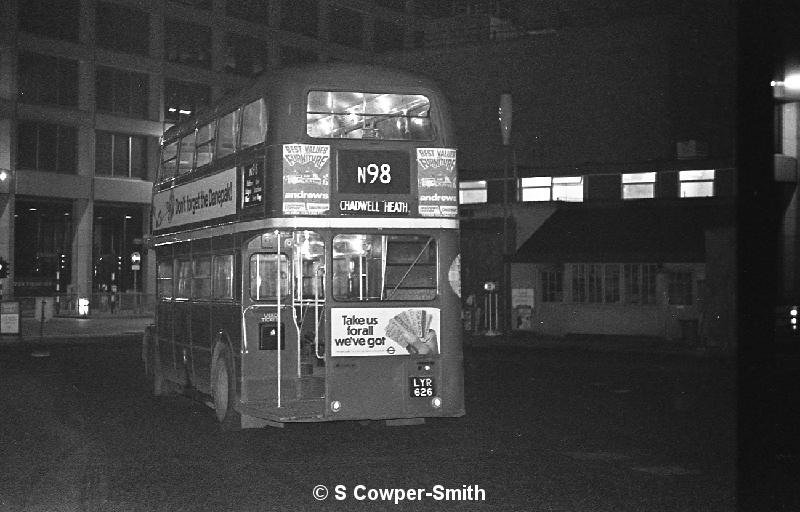 BW31,08,RT3410,N98,Chadwell Heath,Aldgate,Apr 78.jpg