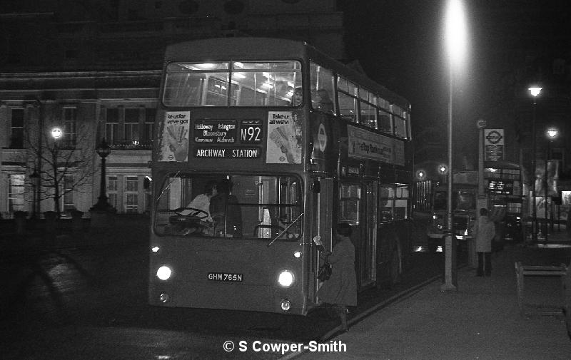 BW31,13,DM1765,N92,Archway Station,Trafalgar Sq,Apr 78.jpg