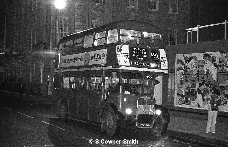 BW31,19,RT1156,N95,Barking,Trafalgar Sq,Apr 78.jpg