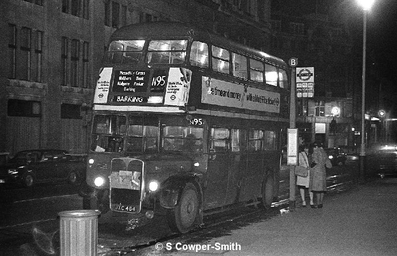 BW31,20,RT1156,N95,Barking,Trafalgar Sq,Apr 78.jpg