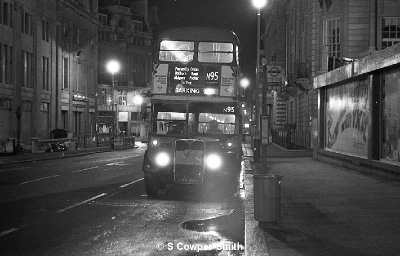 BW31,21,RT1156,N95,Barking,Trafalgar Sq,Apr 78.jpg