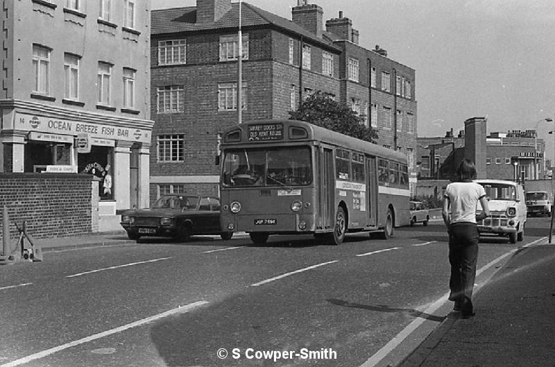 P2,BW59,17,SMS769,P2,SURREY DOCKS STN,ROTHERHITHE NEW RD,AUG1978.jpg