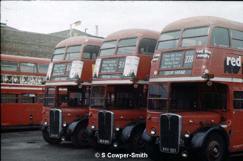 S01,19,SIDCUP GARAGE VARIOUS RT'S,041975.jpg