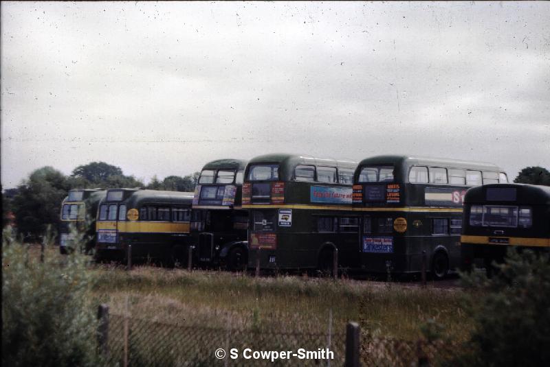 S06,11 CM GARAGE YARD 1975.jpg