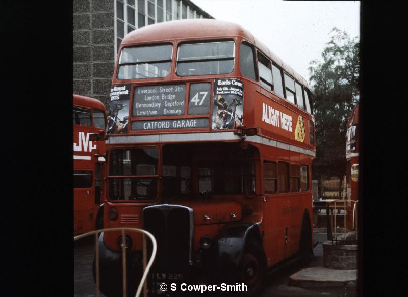 S06,18 RT0233 FNS TL GARAGE 47 CATFORD GARAGE 1975.jpg