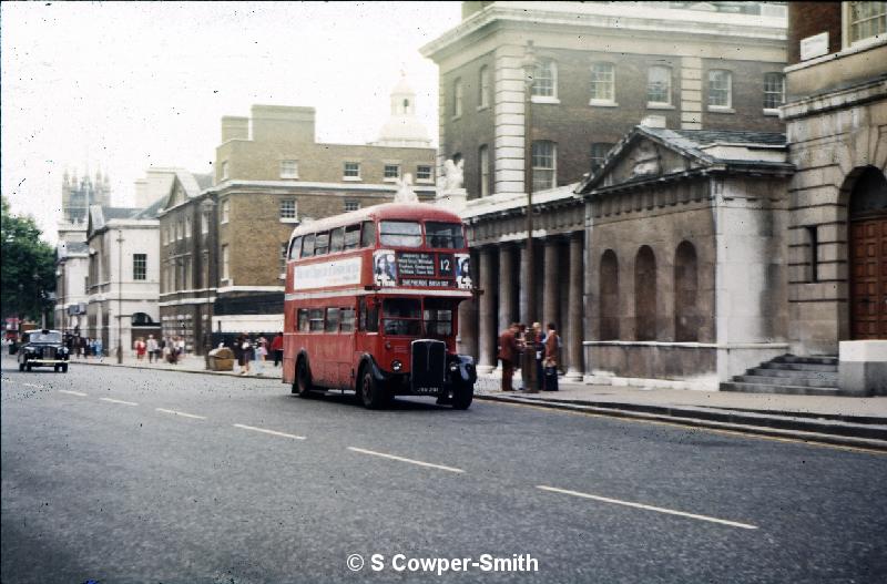 S07,05 RT913 FOS WHITEHALL 12 SHEPHERDS BUSH ASKEW ROAD JULY 1975.jpg