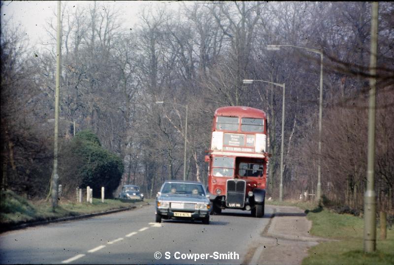 S07,21 RT3982 F PETTS WOOD 161A PETTS WOOD STATION 101975.jpg