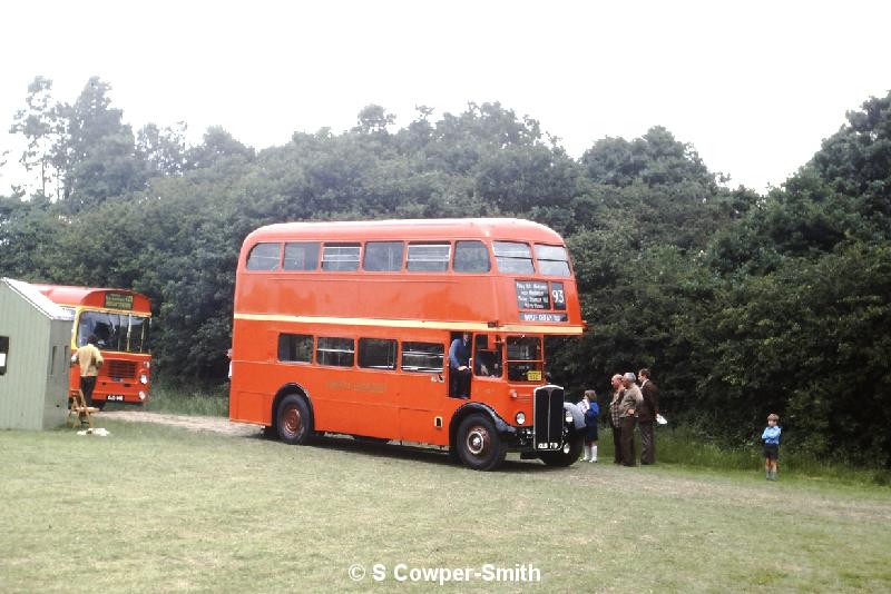 S21,20 RT1597 HILLINGDON SHOW 1977.JPG