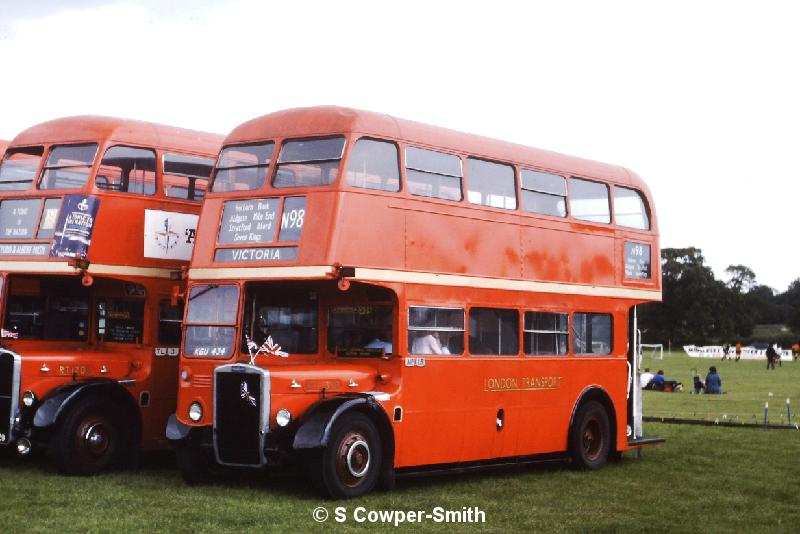 S21,26 RTL0388 HILLINGDON SHOW 1977.JPG