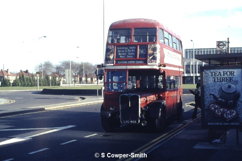 S25,30 RT4109 140 Heathrow Airport Central 101977.JPG