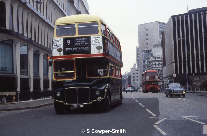 S29,25,RM2191,9,Hammersmith Brook Green Hotel,Queen Vic St,Apr 79.jpg