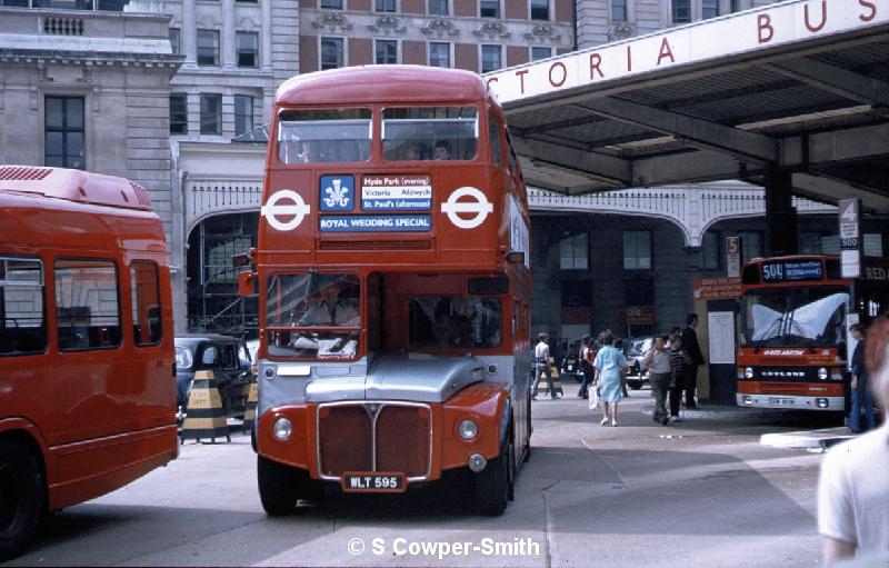 SPECIAL,S39,40,RM0595,SPECIAL,,VICTORIA BUS STN,28Jul81.jpg