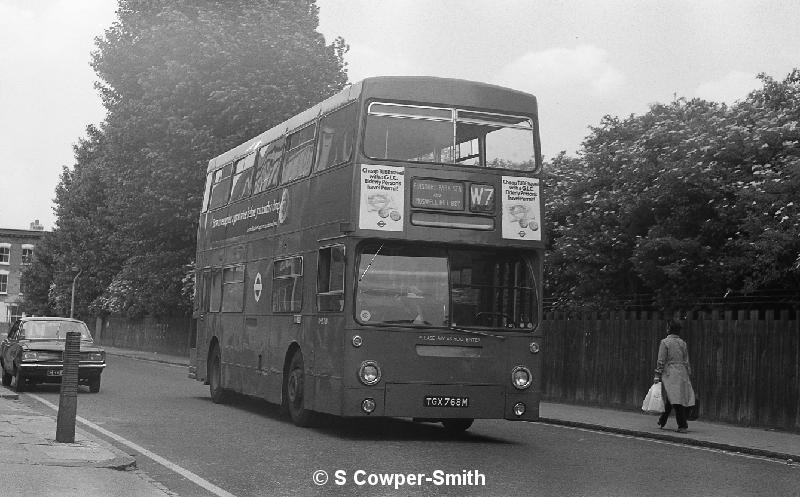 W7,BW40,12,DMS0768,W7,FINSBURY PARK STN AND MUSWELL HILL BDY,FINSBURY PARK,21051978.jpg