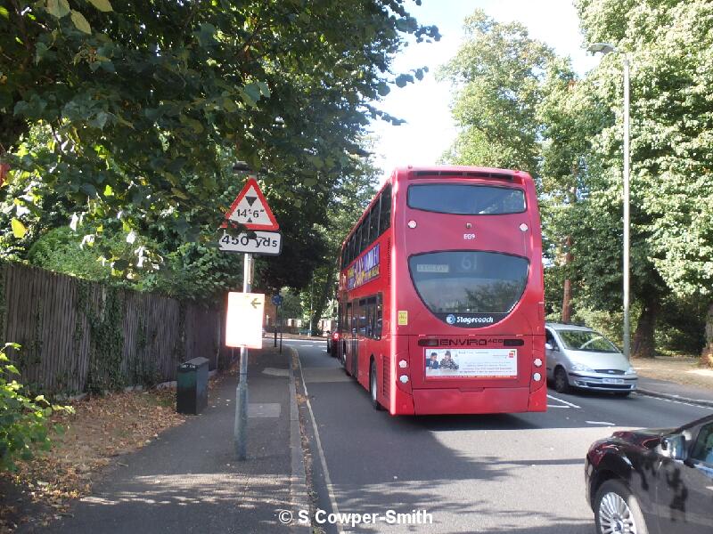 Buses On Diversion Bickley 9 310816.JPG