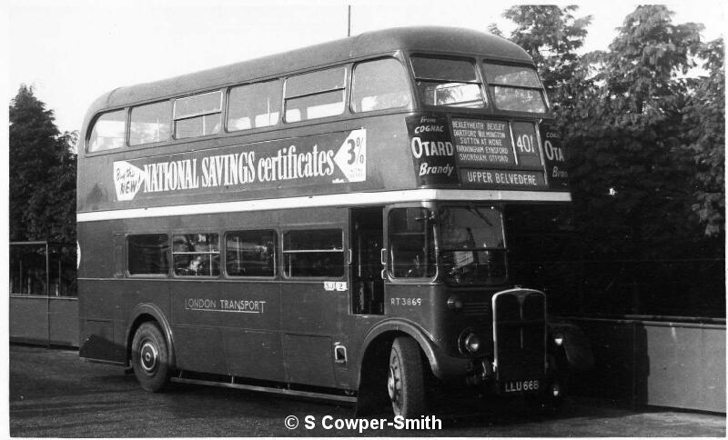 RT3869 SJ 401 Sevenoaks Bus Stn 17121951 c Alan B Cross.jpg