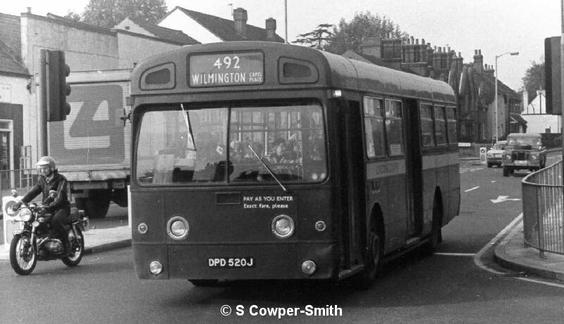 SM520 DT 492 Footscray c Unknown.jpg