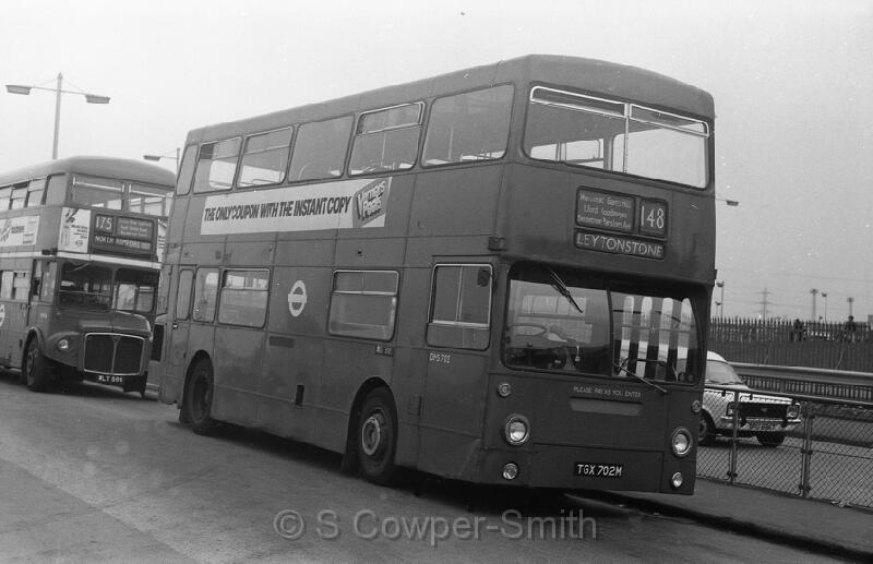 148,BW63,42,DMS0702,148,LEYTONSTONE,DAGENHAM FORD WORKS,01-09-78.jpg